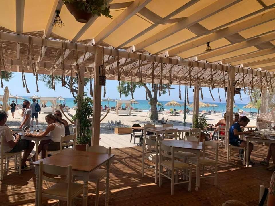 Panorama Seaside Apartment มัสติคารี ภายนอก รูปภาพ